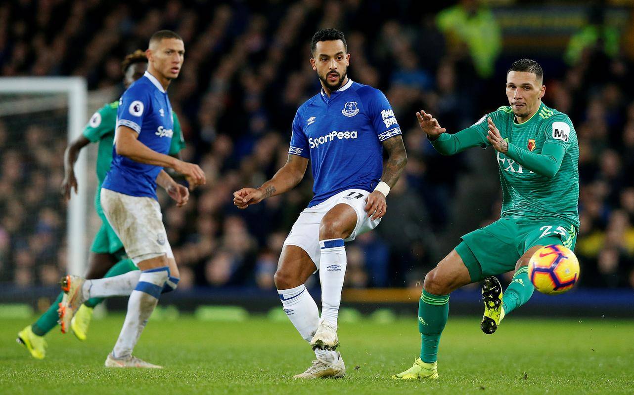 沃特福德主场击败对手,稳住领先优势的简单介绍 沃特福德主场击败对手,稳住领先优势的简单介绍