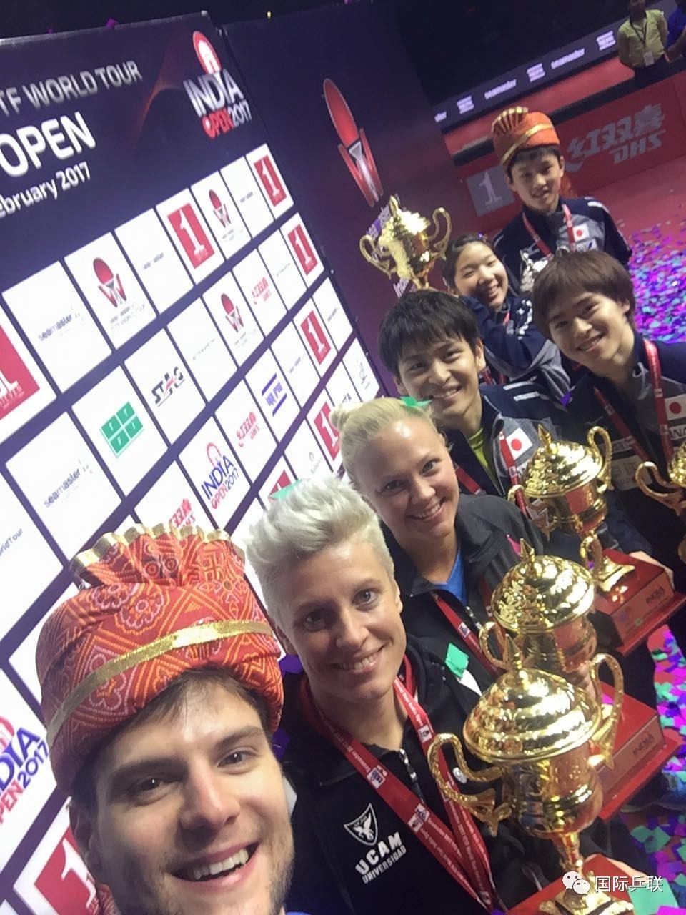 日本乒乓球队翻盘瑞典乒乓球队，奥恰洛夫完成帽子戏法的简单介绍