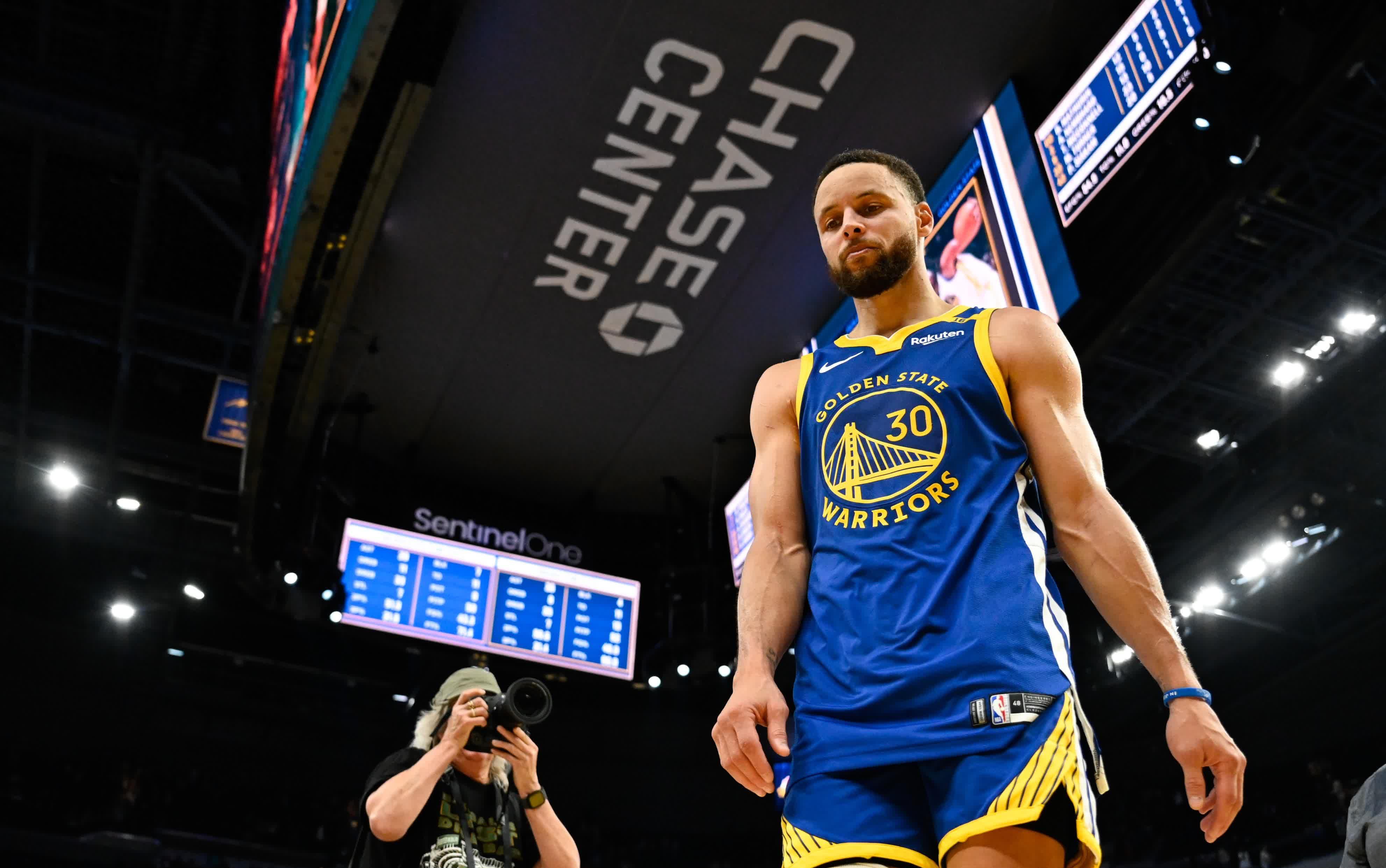 勇士翻盘湖人,字母哥状态火热的简单介绍 勇士翻盘湖人,字母哥状态火热的简单介绍