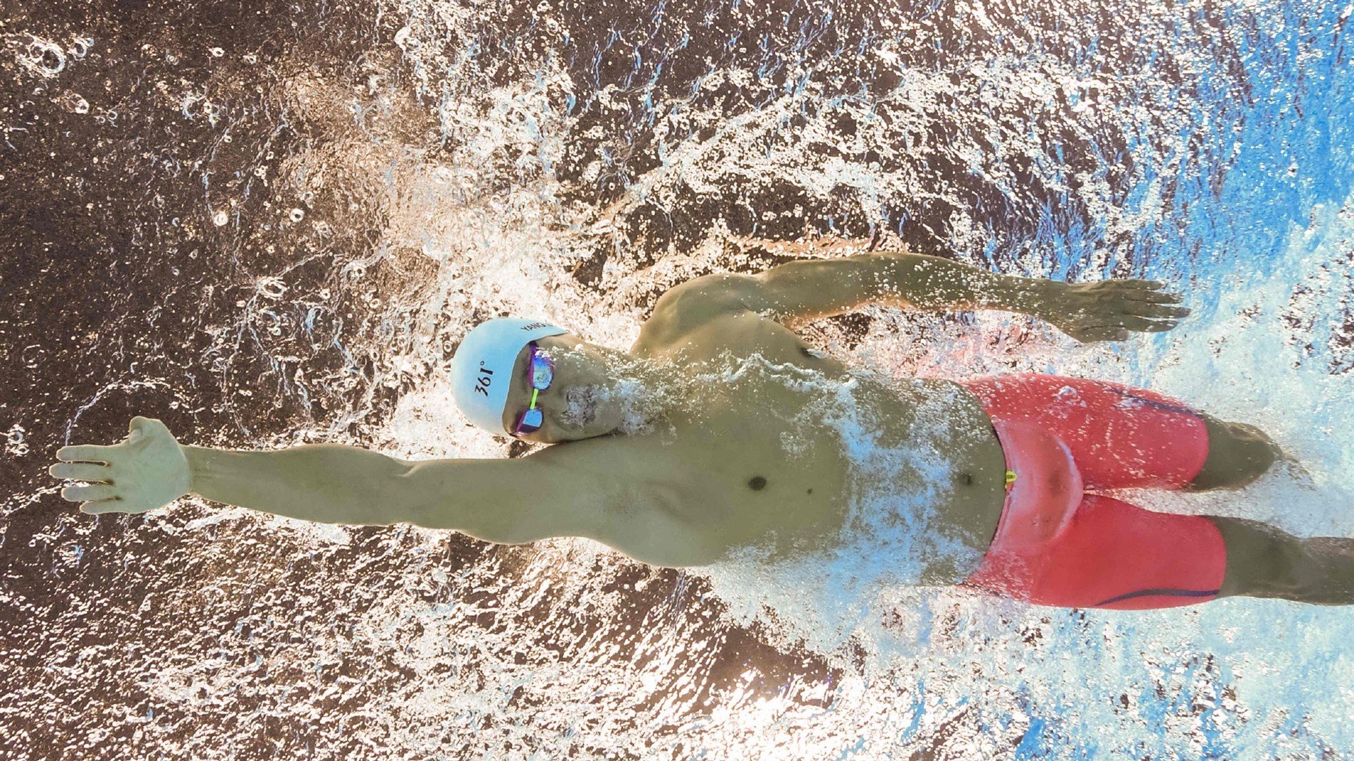 九游体育直播-三狮绝杀破魔咒，波尔传奇再刷新—当足球与乒乓在亚洲之夜交相辉映